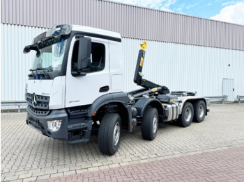 Multibasculante camión MERCEDES-BENZ Arocs 3743