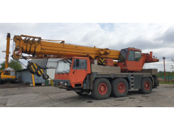 Autogrúa LIEBHERR LTM 1050/1