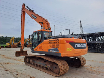 Excavadora Doosan DX225LC-5 LR (Long-Reach15.5m): foto 4