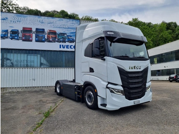 Cabeza tractora IVECO S-WAY