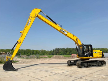 Excavadora JCB