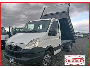 Volquete furgoneta IVECO Daily 35C15