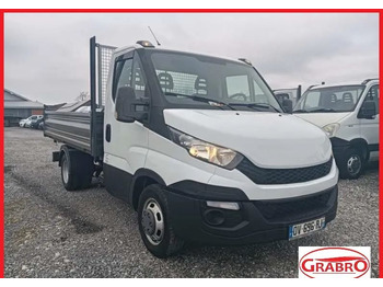 Volquete furgoneta IVECO Daily 35C15