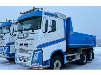 Volquete camión VOLVO FH16 540