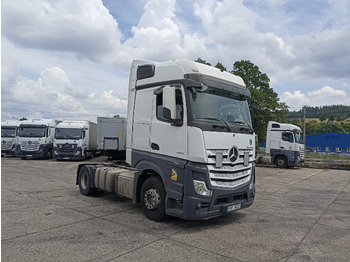 Cabeza tractora MERCEDES-BENZ Actros 1845