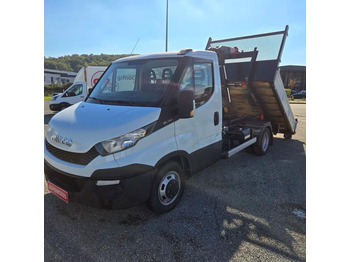 Volquete furgoneta IVECO Daily 35C15