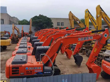 Excavadora de cadenas Japan Made Used Excavator Hitachi Ex200-1,Ex200 With Good Condition And Best Price Excavator Machine in Shanghai: foto 3