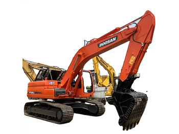 Excavadora DOOSAN DX220