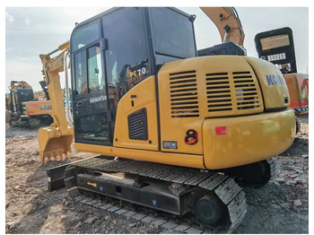 Excavadora de cadenas 2022 Komatsu PC70-8: foto 2