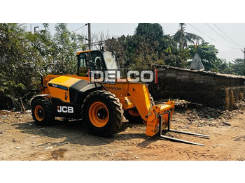 Manipulador telescópico nuevo JCB 530-70: foto 5