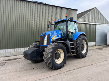 Tractor NEW HOLLAND T8000