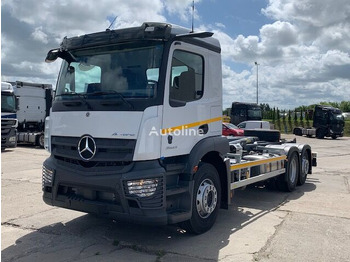 Multibasculante camión MERCEDES-BENZ Actros 2543