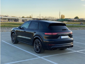 Coche Porsche Cayenne 2018 Facelift Panorama Bose: foto 2