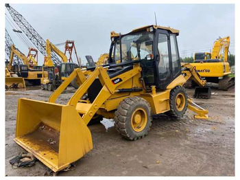 Retroexcavadora CATERPILLAR 420F