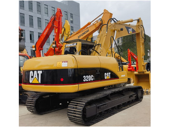 Excavadora de cadenas CATERPILLAR 320CL