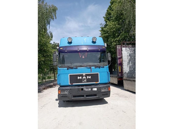 Cabeza tractora MAN 19.414