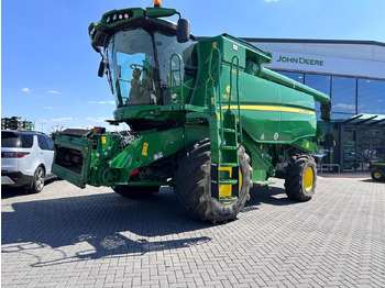 Cosechadora de granos JOHN DEERE T670