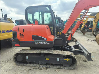 Excavadora de cadenas DOOSAN DX60: foto 3