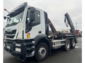 Portacontenedor de cadenas camión IVECO Stralis 460