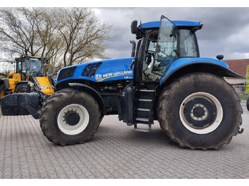 Tractor NEW HOLLAND T8