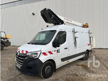 Camión con plataforma elevadora RENAULT Master