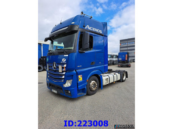 Cabeza tractora MERCEDES-BENZ Actros 1845