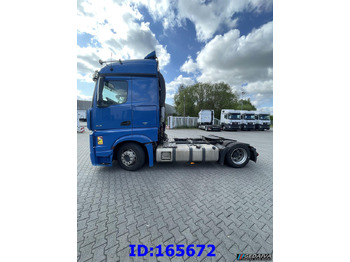 Cabeza tractora MERCEDES-BENZ Actros 1845