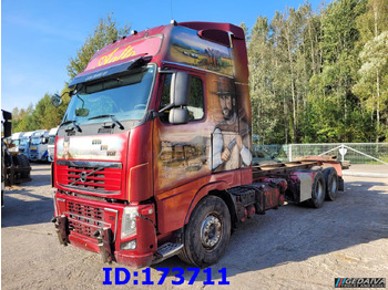 Chasis camión VOLVO FH16 700