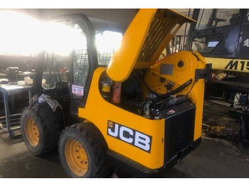 Minicargadora JCB