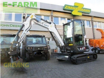 Miniexcavadora BOBCAT E27