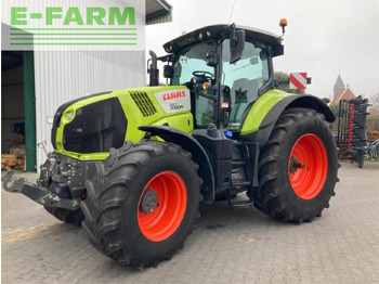 Tractor CLAAS Axion 810