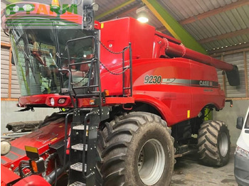 Cosechadora de granos CASE IH Axial-Flow 9230