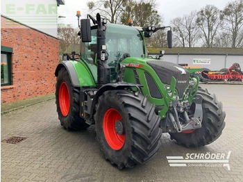 Tractor FENDT 724 Vario