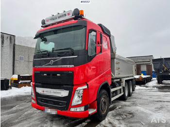 Volquete camión VOLVO FH 540