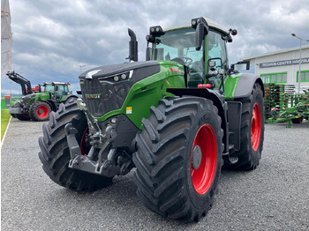 Tractor FENDT 1050 Vario