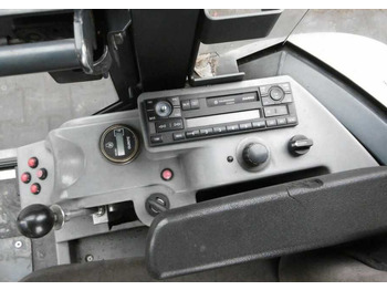 Barredora vial Hako CityMaster 1200: foto 3