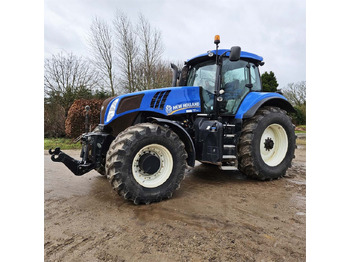 Tractor NEW HOLLAND T8