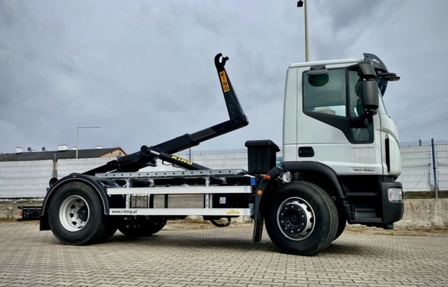 Vehículo municipal nuevo IVECO Eurocargo + hooklift KING HZ-10R: foto 7