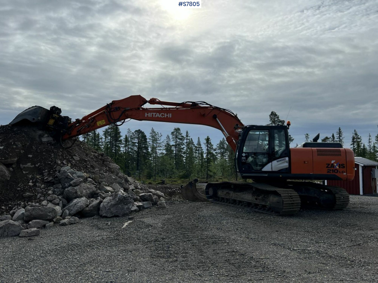 Excavadora de cadenas Excavator Hitachi ZX 210 LC-5B New tracks: foto 18