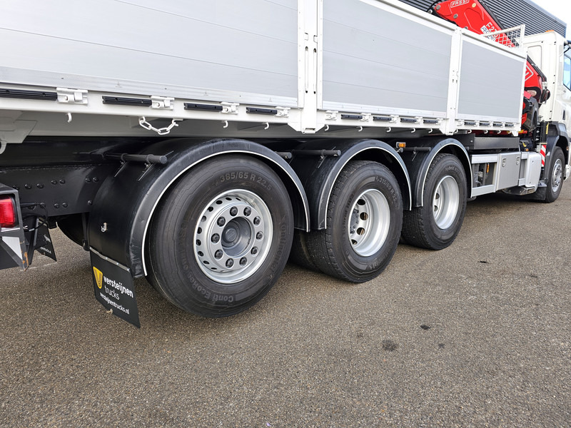 Volquete camión, Camión grúa DAF CF 530 8x4-4 / FASSI 27.5 t/m CRANE + TIPPER: foto 12