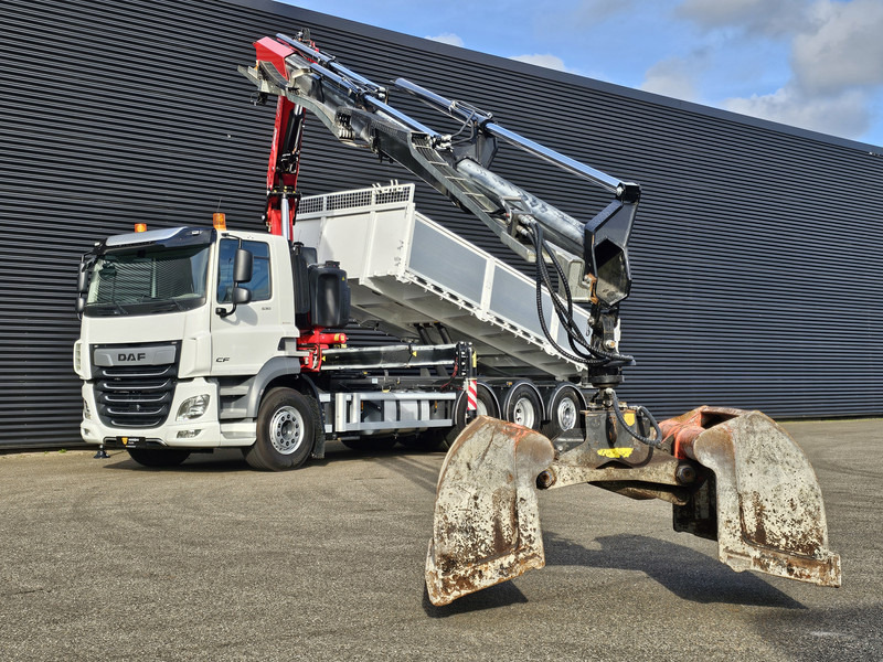 Volquete camión, Camión grúa DAF CF 530 8x4-4 / FASSI 27.5 t/m CRANE + TIPPER: foto 6