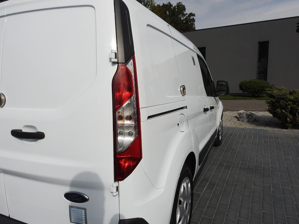 Furgoneta pequeña Ford TRANSIT CONNECT KASTENWAGEN TEMPOMAT NAVIGATION: foto 17