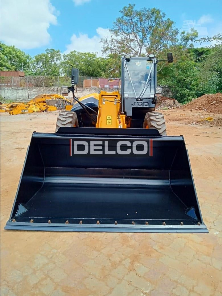 Manipulador telescópico nuevo JCB 530-70: foto 6