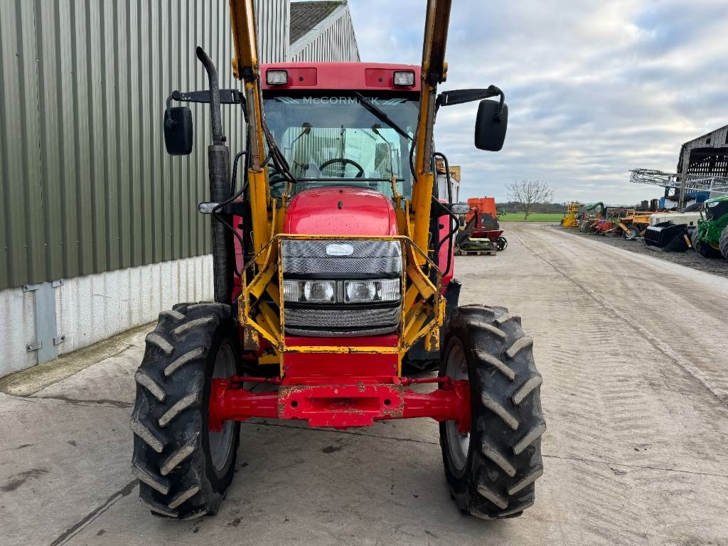 Tractor McCormick CX 80 c/w Grays Loader: foto 21