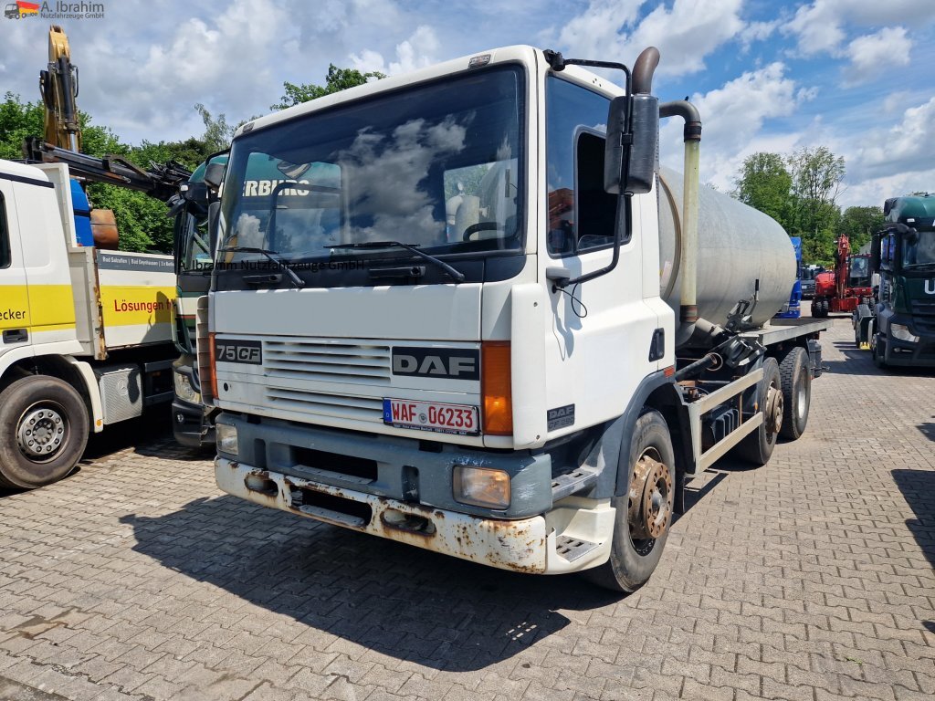 Cisterna camión Daf CF 290 Wassertank 13500 L, Tank verzinkt Vorlauf- Lift- Lenkachse: foto 8