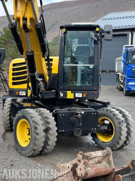 Excavadora 2019 Yanmar B110W Hjulgraver - Firehjulsstyring - Sentralsmøring - Dumperhenger - Tiltrotator - Pusskuffe - Smalskuffe - Graveskuffe - Hydraulisk vibroplate - Pallegafler: foto 10