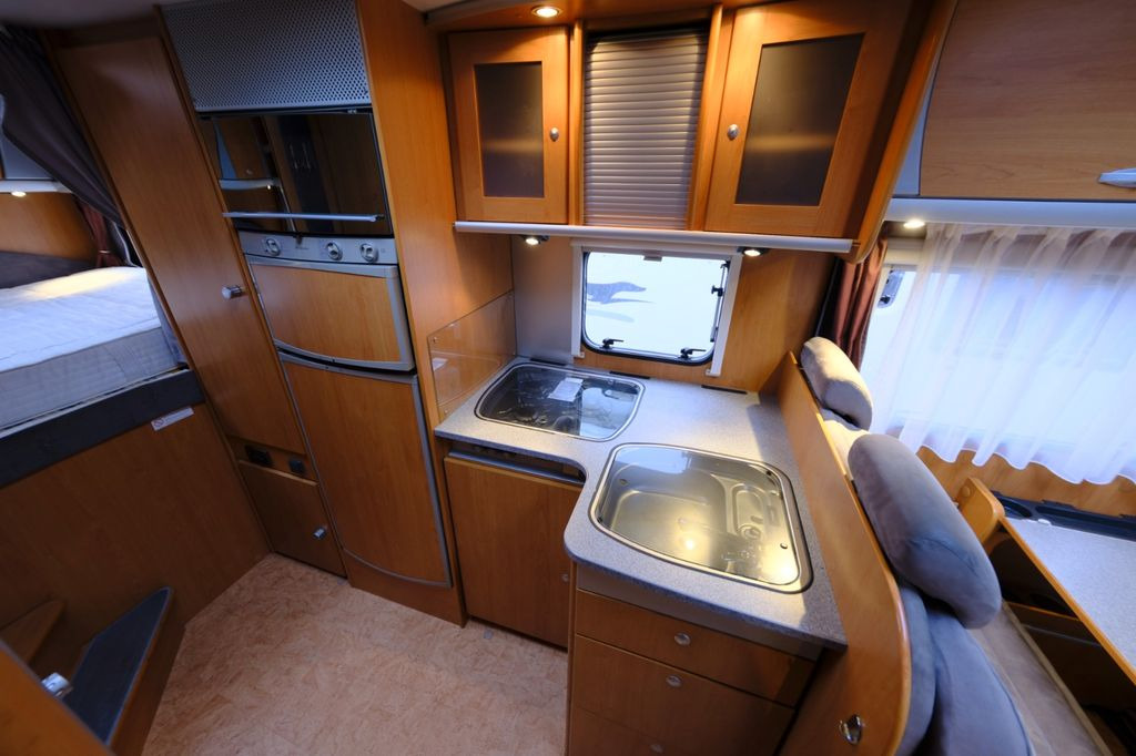 Autocaravana capuchina Dethleffs Fortero A 6975/Festbett/Garage/Klima/Solar/Alde: foto 19