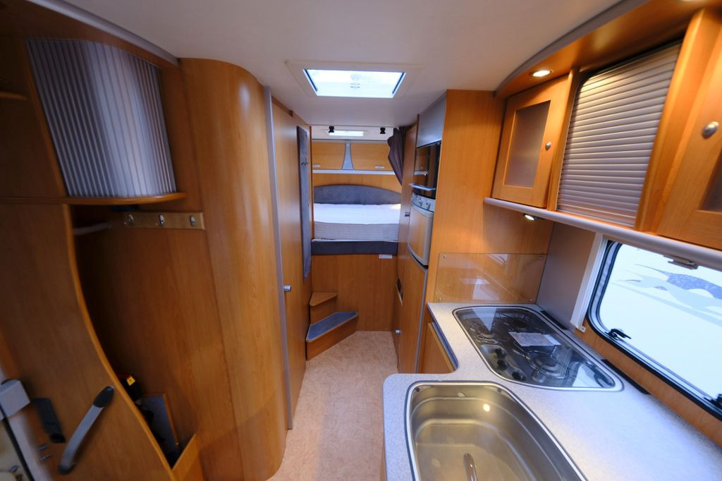 Autocaravana capuchina Dethleffs Fortero A 6975/Festbett/Garage/Klima/Solar/Alde: foto 15