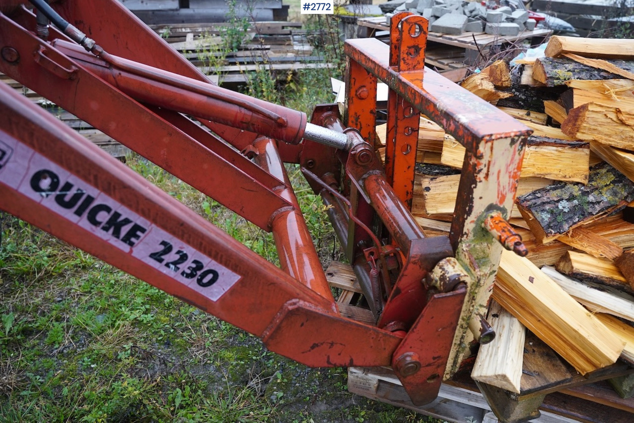 Tractor 1989 Case International 585 XL w/ Quicke Loader: foto 30