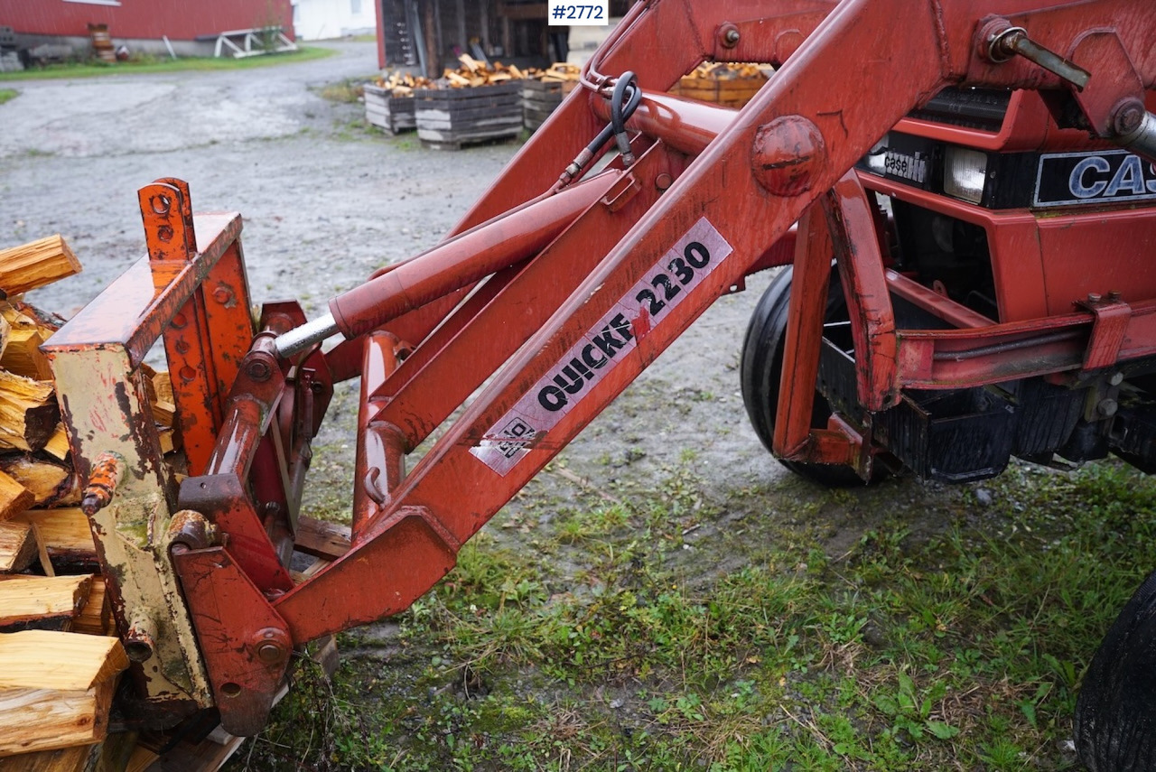 Tractor 1989 Case International 585 XL w/ Quicke Loader: foto 34